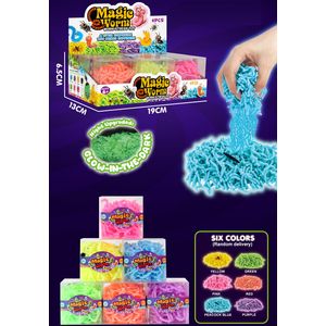Magic Worm Sand Displ12
